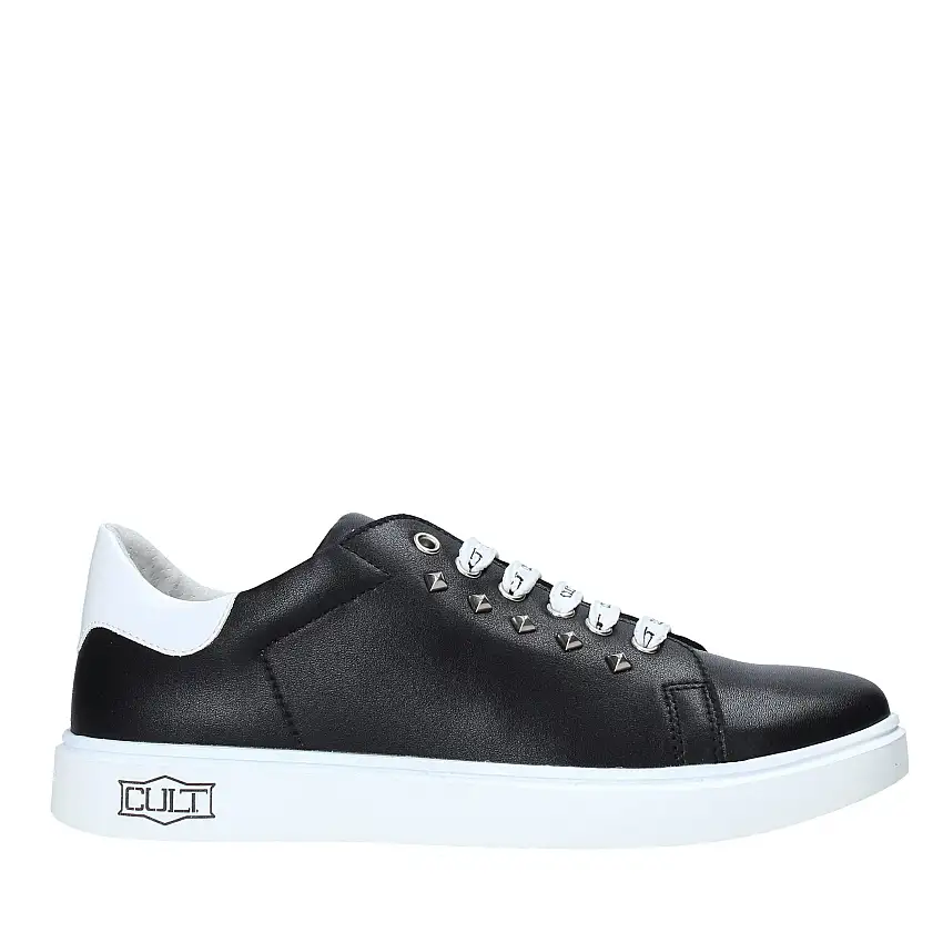Cult Sneakers MUST2